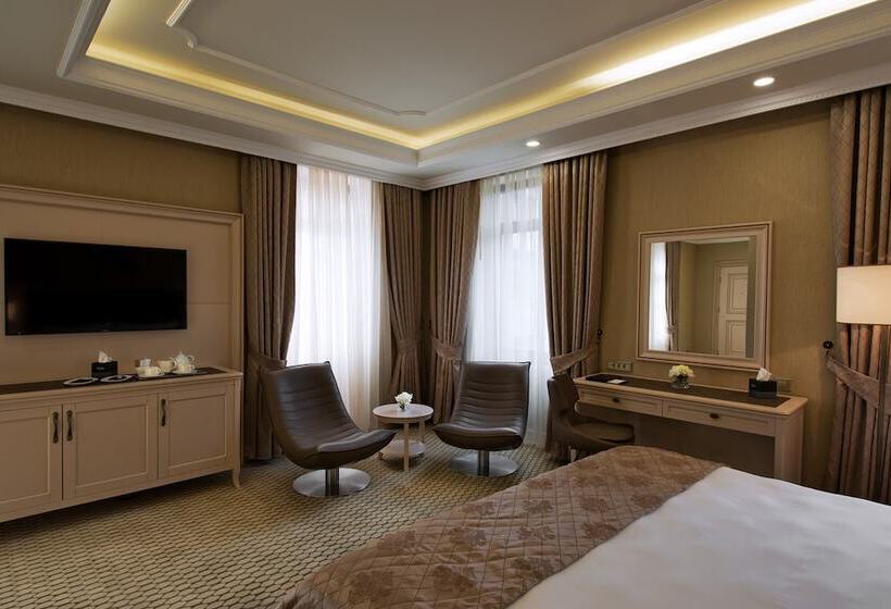 スイート, London 1889