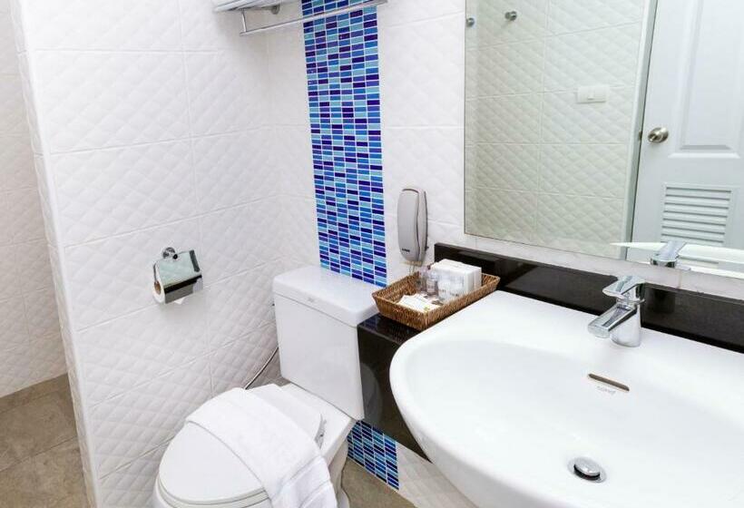 Номер Deluxe, Fx Hotel Pattaya