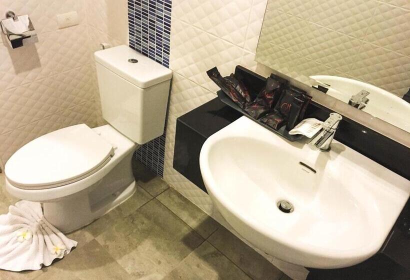 Номер Deluxe, Fx Hotel Pattaya