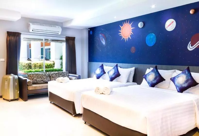 プールビューファミリールーム, Fx Hotel Pattaya