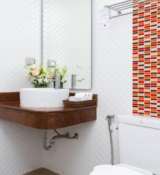 高级三人间, Fx Hotel Pattaya