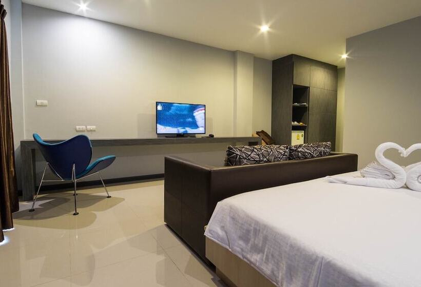 Трехместный Номер Премиум, Fx Hotel Pattaya