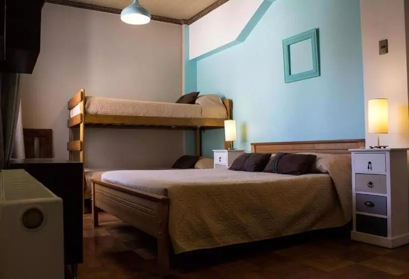 Standard Triple Room Shared Bathroom