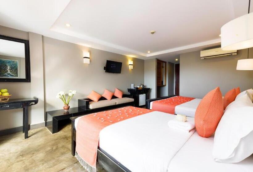 اتاق خانوادگی, G&z Urban