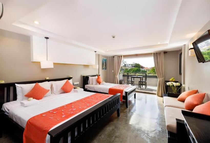 اتاق خانوادگی, G&z Urban