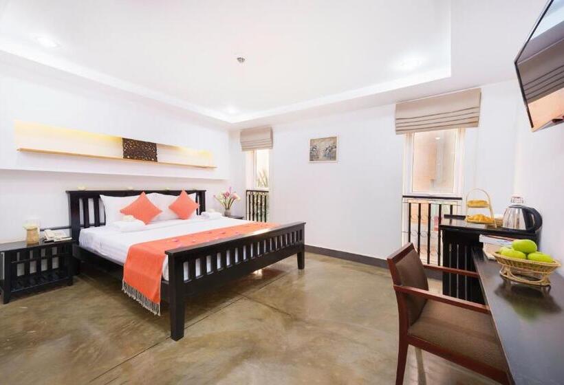 اتاق سوپریور, G&z Urban