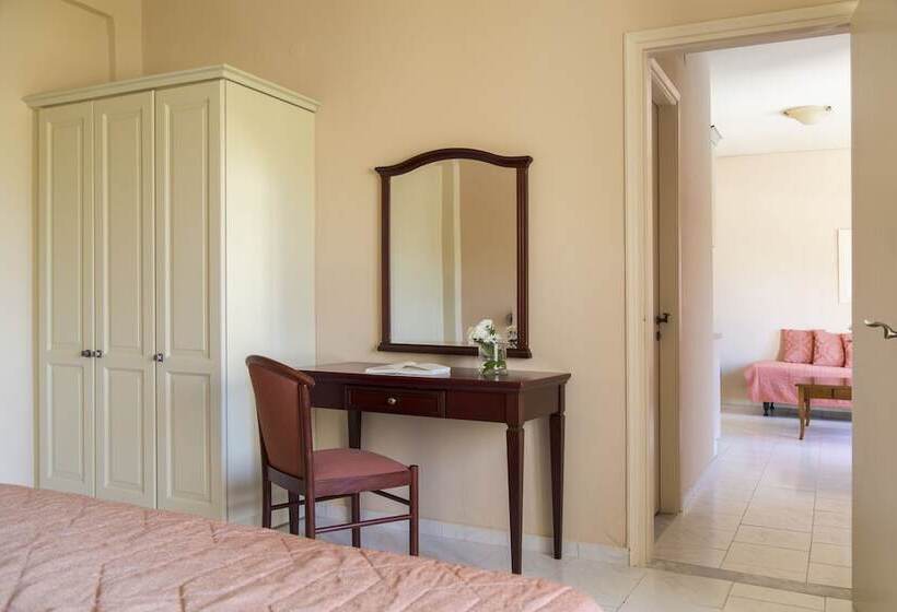 ファミリールーム, Lena Mare Boutique