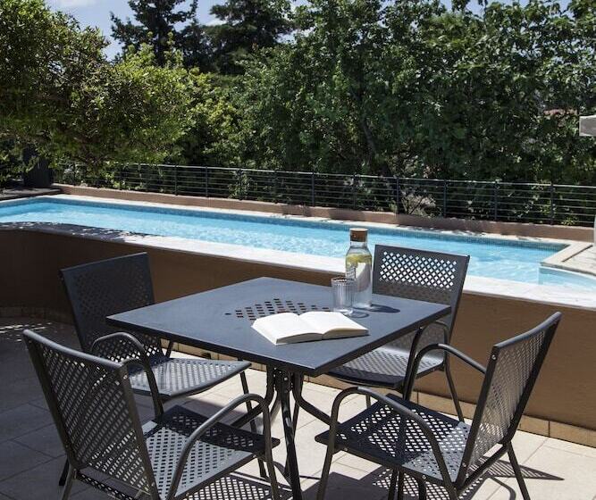 ファミリールーム, Lena Mare Boutique