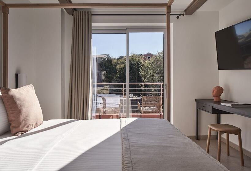 اتاق رمانتیک, Lena Mare Boutique