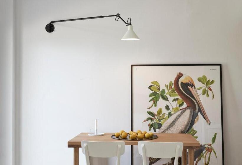 시니어 스위트, Lena Mare Boutique