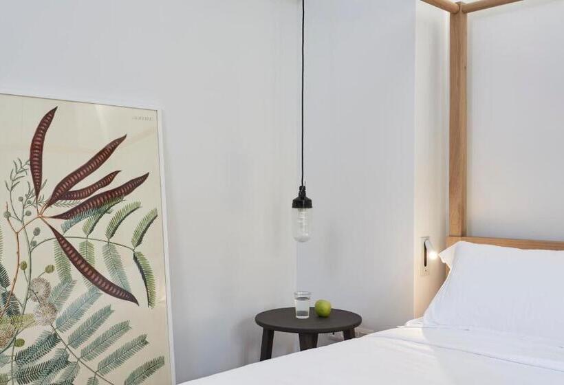 시니어 스위트, Lena Mare Boutique