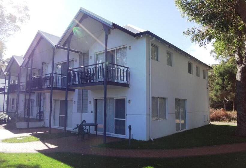 ویلای 2 خوابه با هیدروماساژ, Mandurah Quay Resort