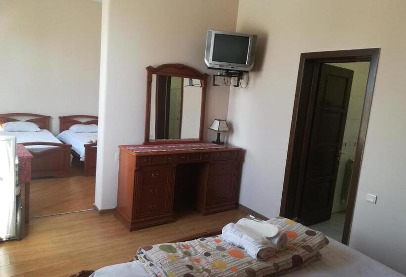 패밀리 스위트, New Bella