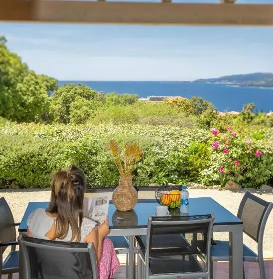 海の見える２ベッドルームアパートメント, Résidence & Hôtel Aria Marina