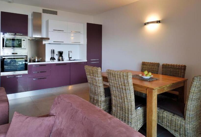 オーシャンビュースイート, Résidence & Hôtel Aria Marina