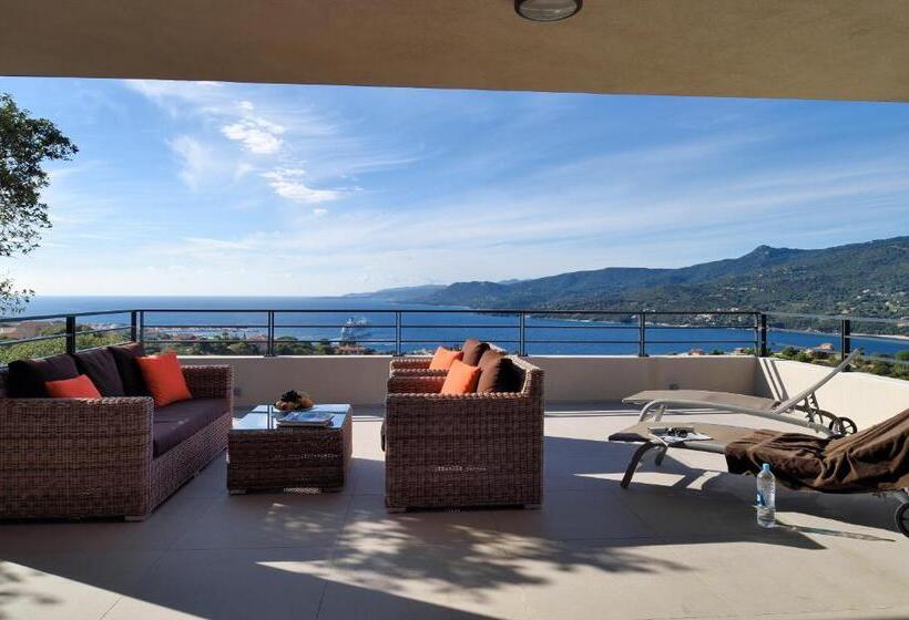 2 Bedrooms Suite Sea View, Résidence & Hôtel Aria Marina