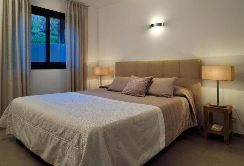 2 Bedroom Comfort Suite Sea View, Résidence & Hôtel Aria Marina