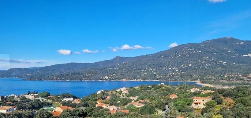 デラックススイートの３ベッドルーム, Résidence & Hôtel Aria Marina