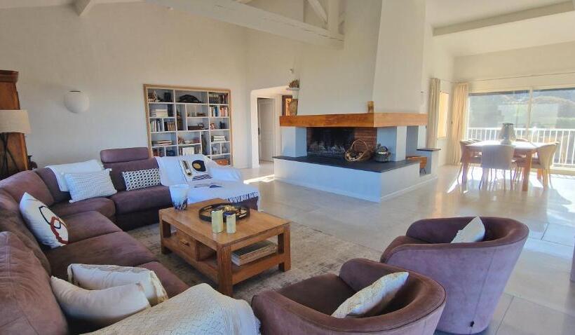 デラックススイートの３ベッドルーム, Résidence & Hôtel Aria Marina