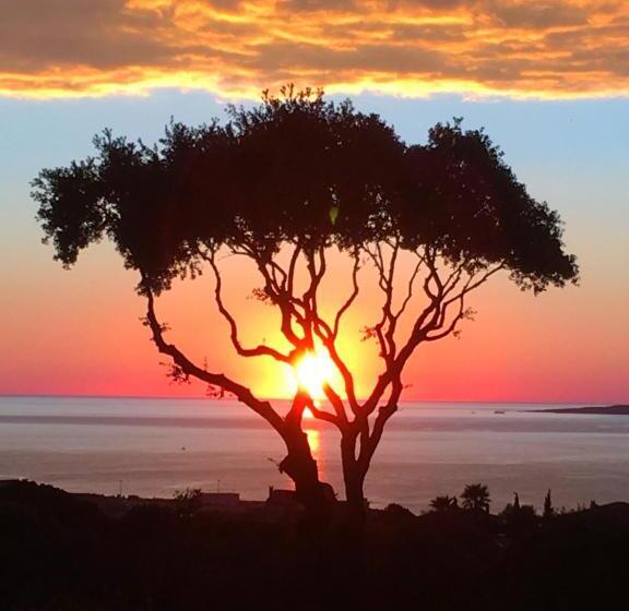 Superior 2-bedroom flat with sea view, Résidence & Hôtel Aria Marina