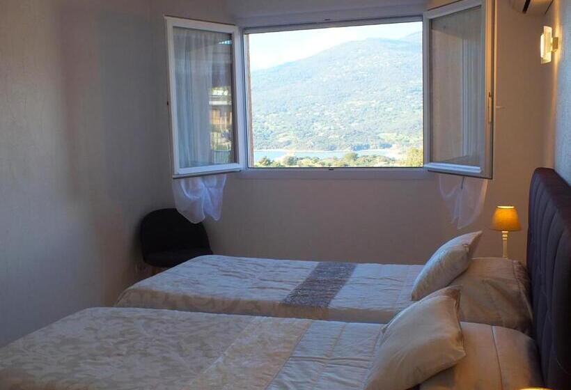 Superior 2-bedroom flat with sea view, Résidence & Hôtel Aria Marina