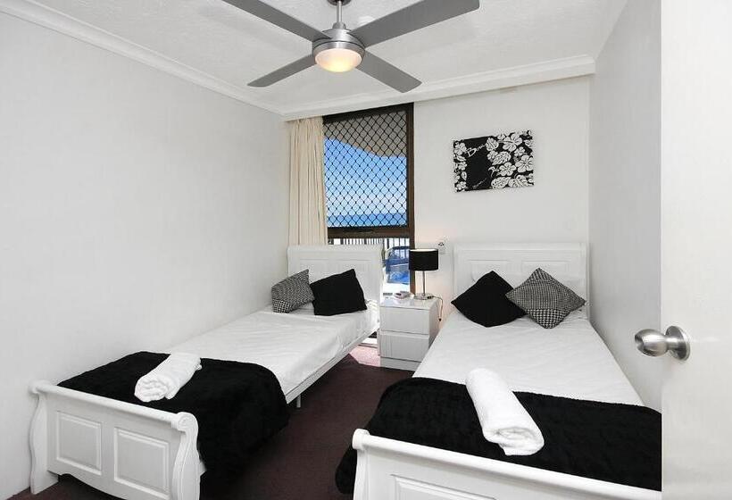 Апартаменты 2 Спальни Вид на Море, Spindrift On The Beach Absolute Beachfront