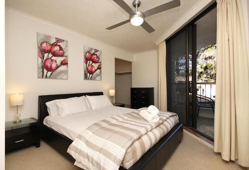 Апартаменты 1 Спальня Вид на Сад, Spindrift On The Beach Absolute Beachfront