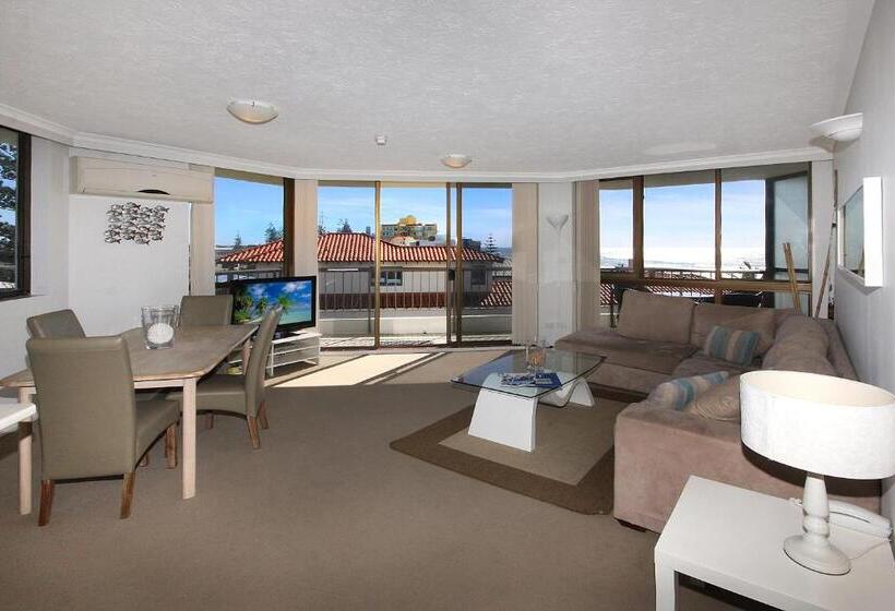 Апартаменты 2 Спальни, Spindrift On The Beach Absolute Beachfront