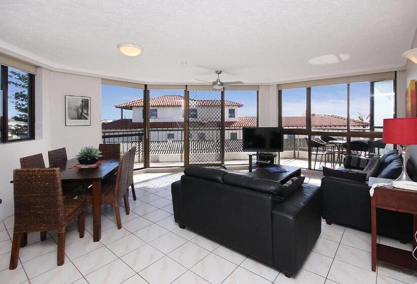 Апартаменты 2 Спальни, Spindrift On The Beach Absolute Beachfront