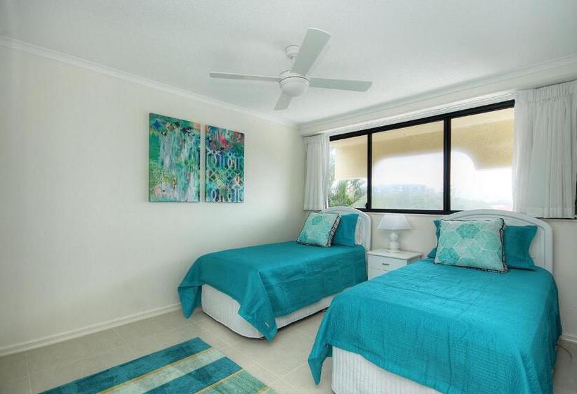 Апартаменты 3 Спальни, Spindrift On The Beach Absolute Beachfront