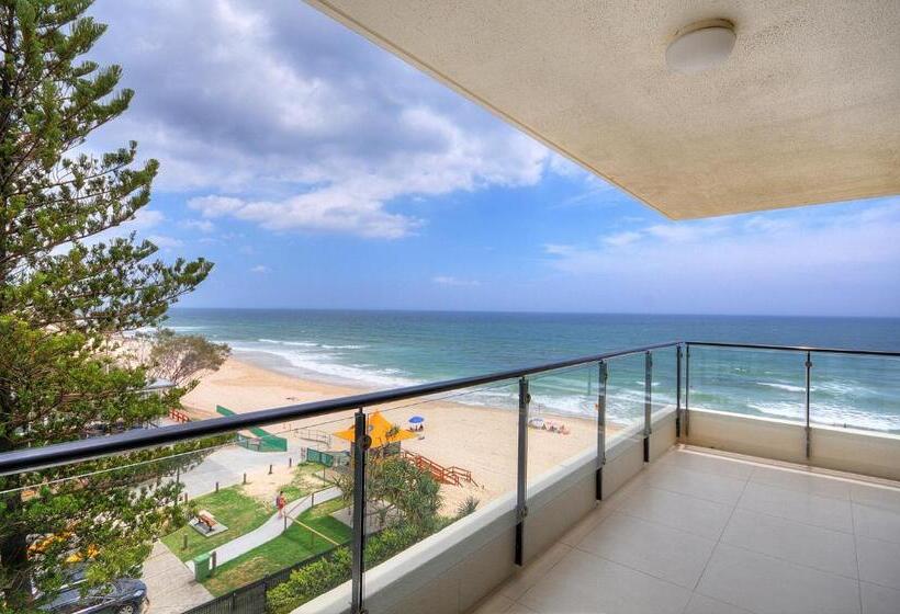 Апартаменты 3 Спальни, Spindrift On The Beach Absolute Beachfront