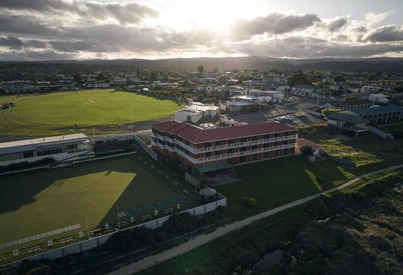 اتاق خانوادگی, The Waterloo