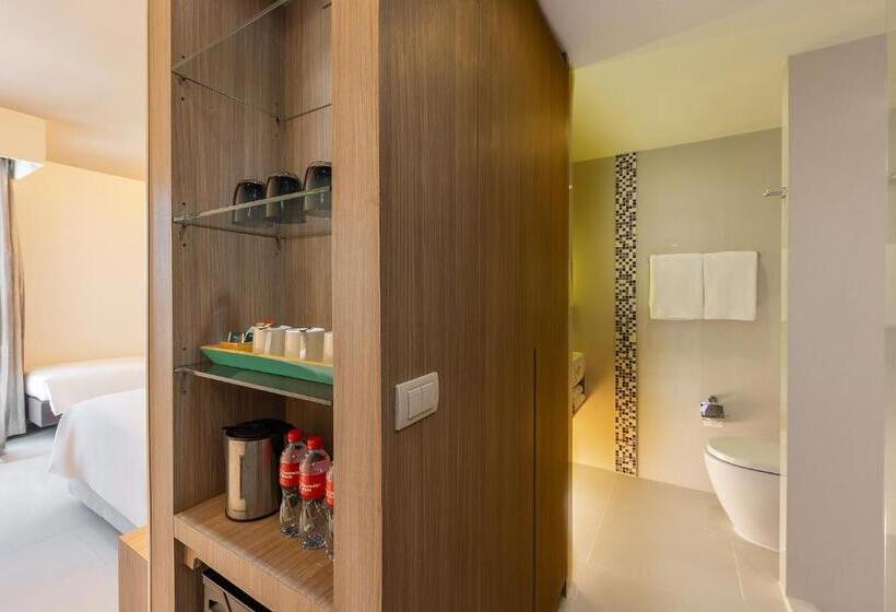 Номер Стандарт Трехместный, Travelodge Pattaya