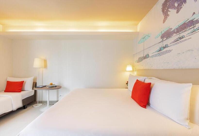 اتاق استاندارد سه نفره, Travelodge Pattaya
