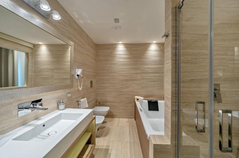 Номер Стандарт Трехместный, Travelodge Pattaya