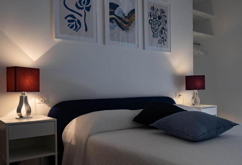 海景标准间带阳台, Villa Penelope