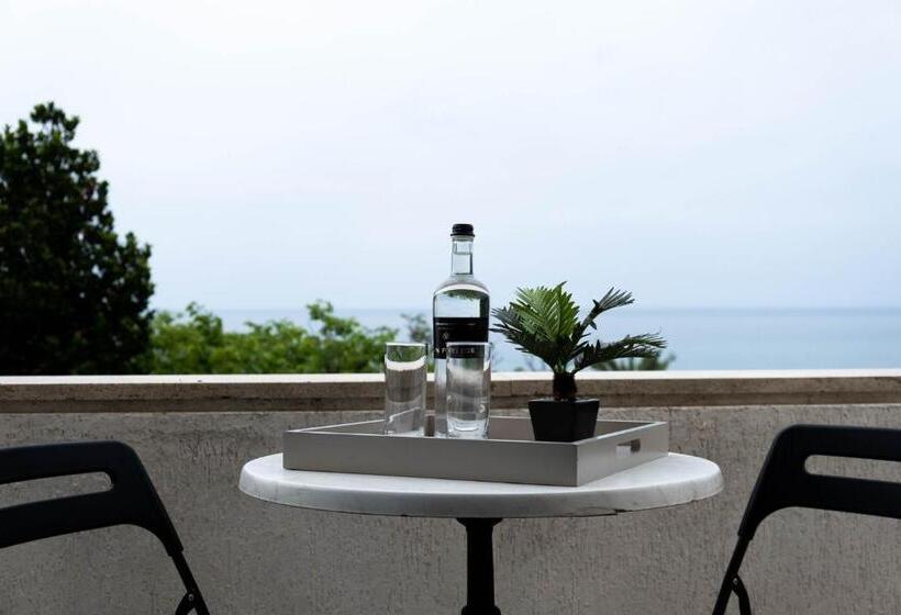 海景标准间带阳台, Villa Penelope