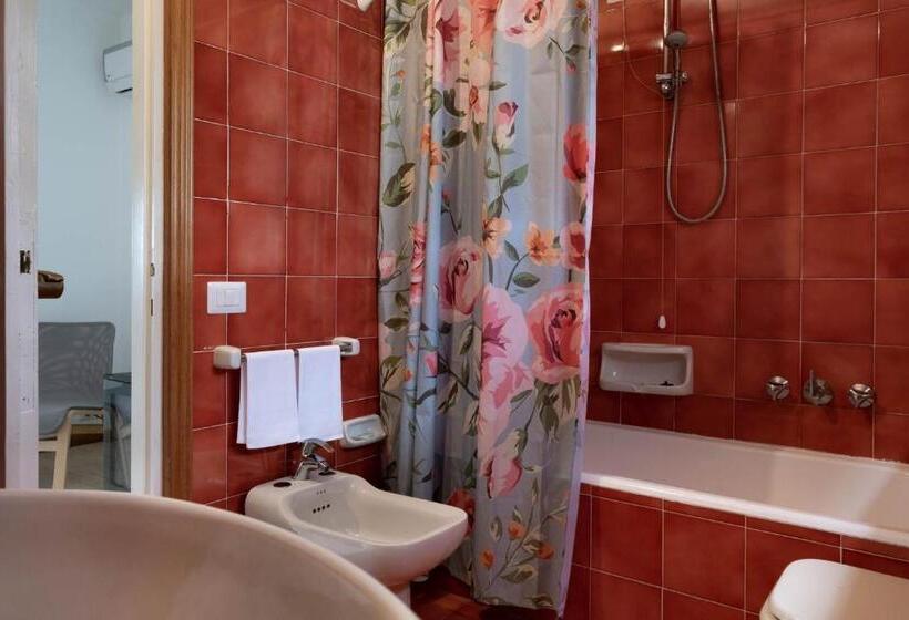 标准间, Villa Penelope