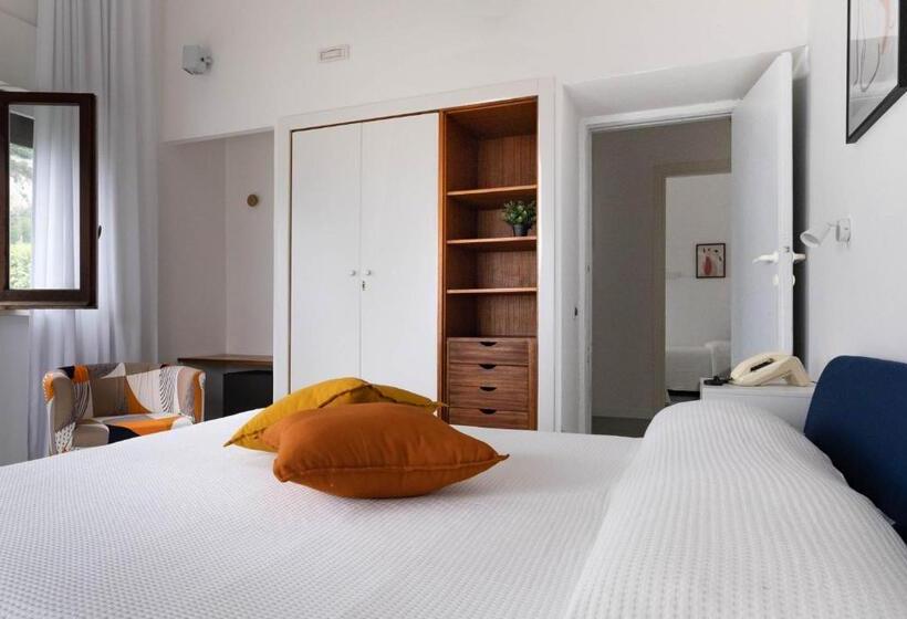 海景标准间带阳台, Villa Penelope