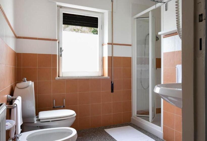 海景标准间带阳台, Villa Penelope