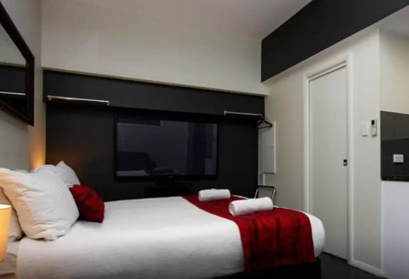 スタンダードスタジオ, Jesmond Executive Villas