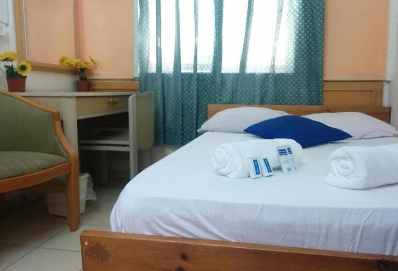 חדר סטנדרט יחיד, Momos Hostel