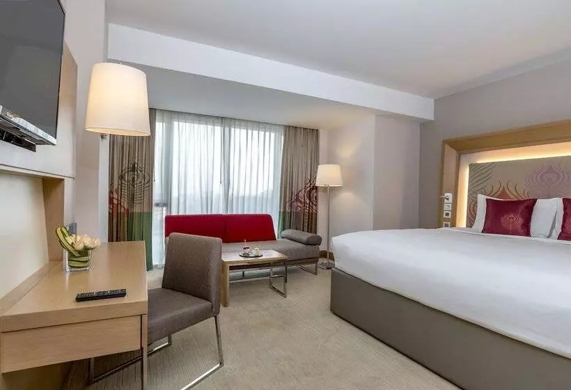 Deluxe Zimmer, Novotel Yangon Max
