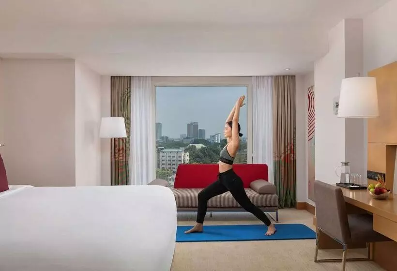Deluxe Zimmer, Novotel Yangon Max
