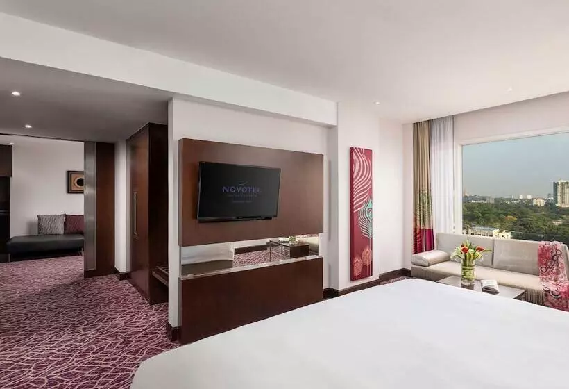 Executive Suite, Novotel Yangon Max