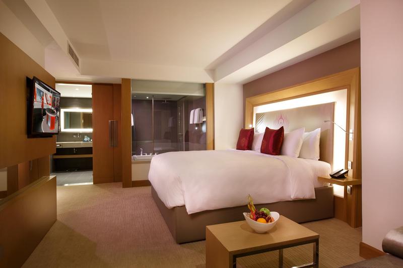 سوییت لوکس, Novotel Yangon Max