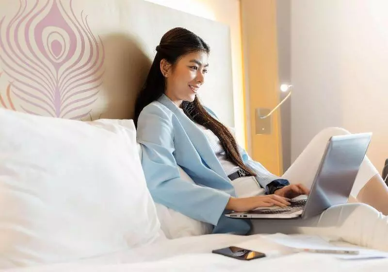 Deluxe Zimmer, Novotel Yangon Max