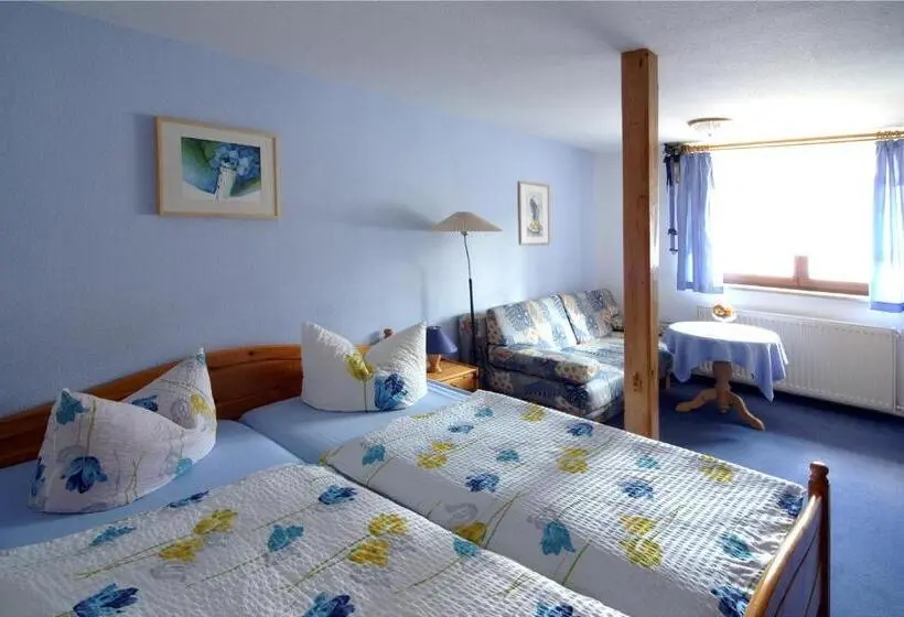 Quarto Estandar, Landpension Risch
