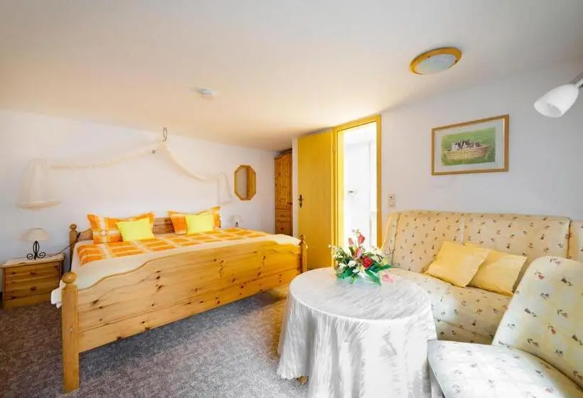 Quarto Estandar, Landpension Risch