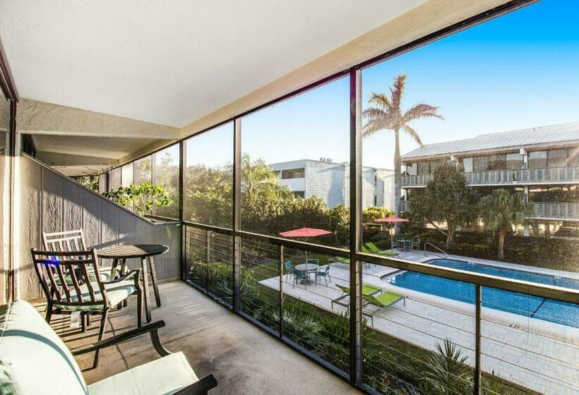 דירת שני חדרים, Serenity Now